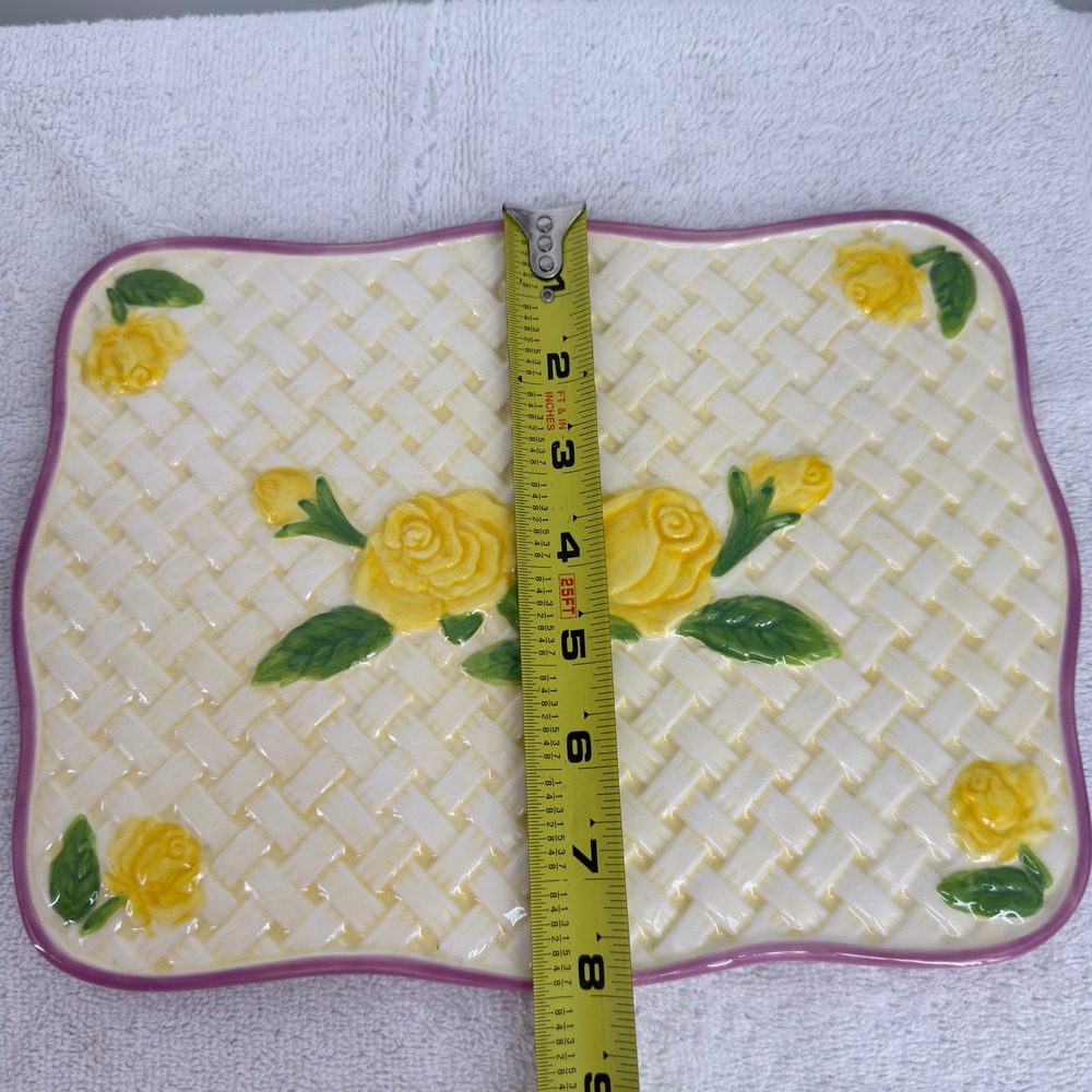 Temp-tations by Tara Floral Basketweave Casserole & Trivet Set Yellow Pink Rose - Picture 8 of 14